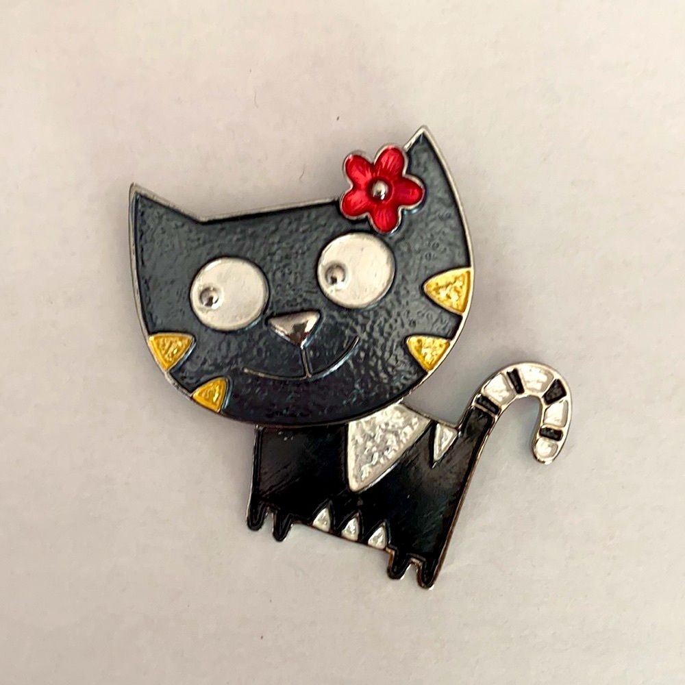 A cute black cat pin / brooch - Picture 2 of 3